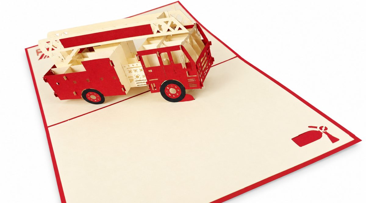 Paloauto 3D pop-up-kortti – palomiehelle ja pienelle pelastajalle